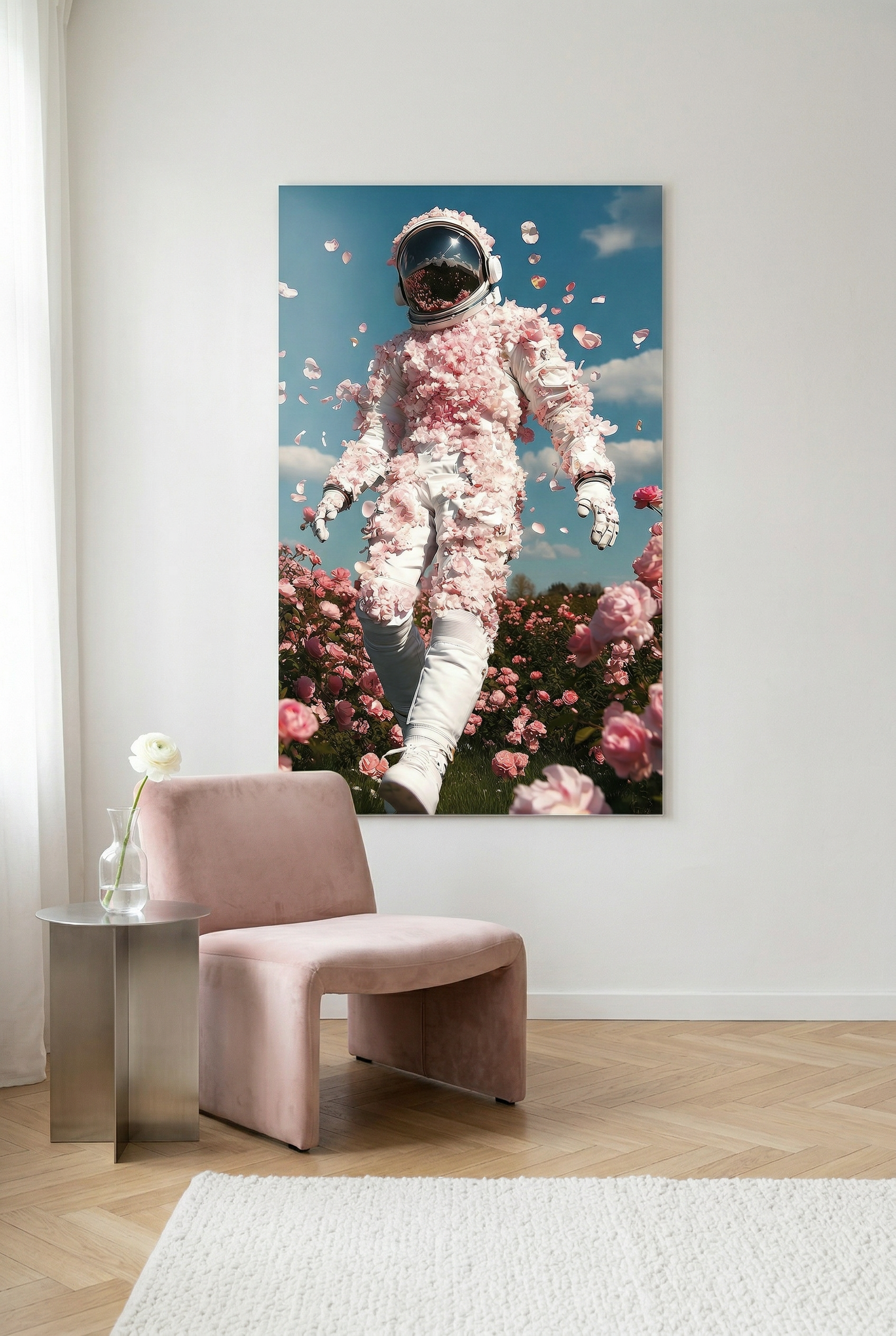Astronaut im Rosenfeld – Rosa Blüten & blauer Himmel