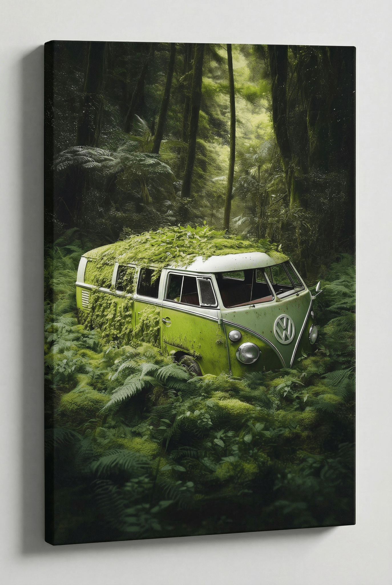 Vergessene Legende – Der VW Bulli T1 im grünen Refugium | Dein Wandbild - Dein Wandbild