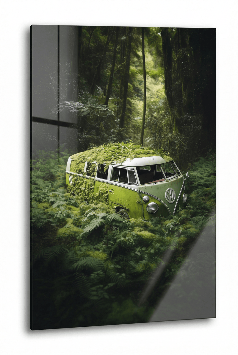 Vergessene Legende – Der VW Bulli T1 im grünen Refugium | Dein Wandbild - Dein Wandbild