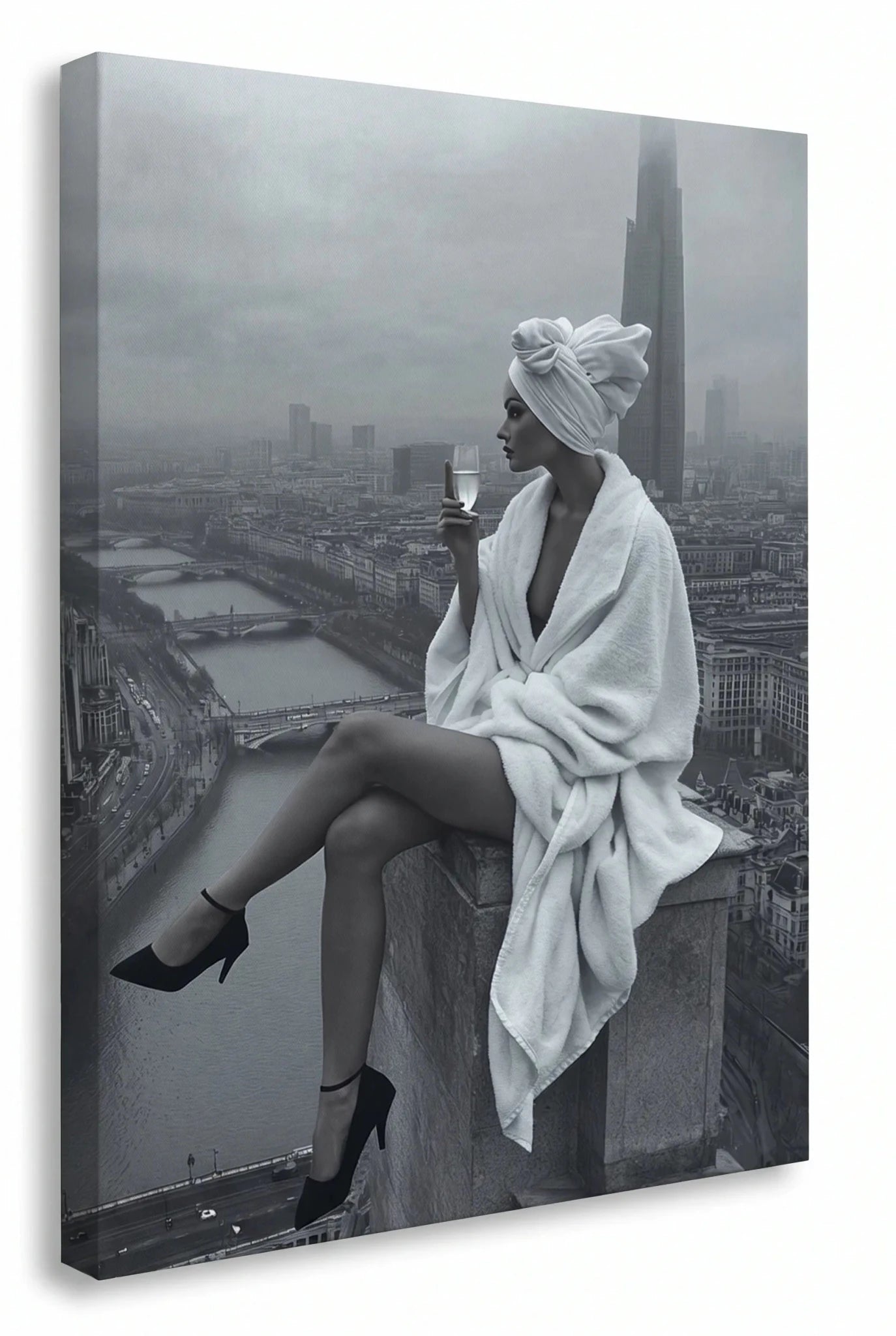 Frau im Bademantel Wolkenkratzer Skyline Wandbild - Dein Wandbild