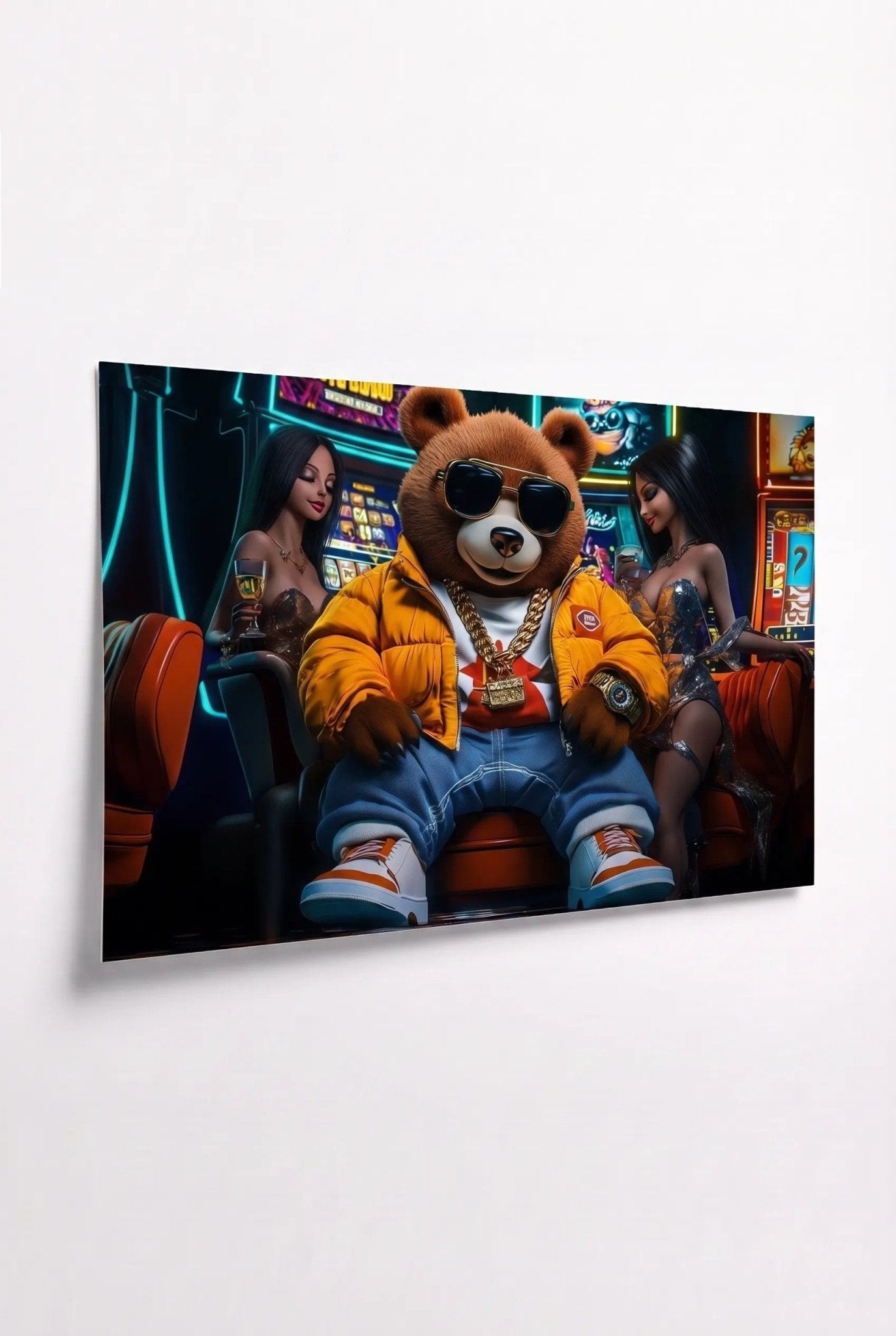 G Bear – Casino Champion in gelber Jacke - Dein Wandbild