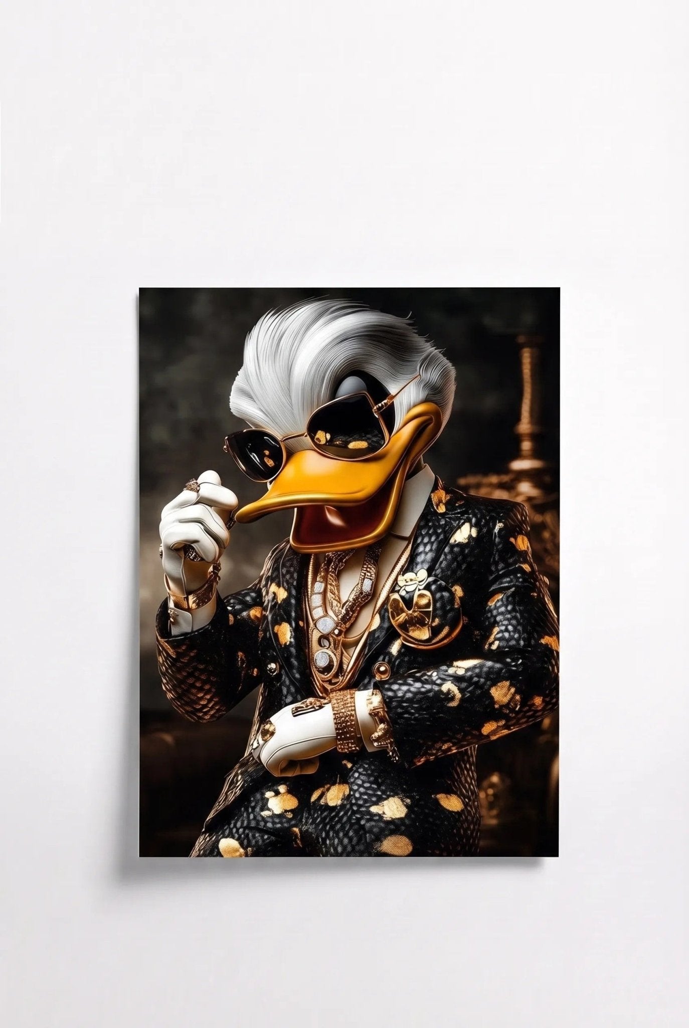 G Duck – Silberhaar im schwarzen Designer-Anzug - Dein Wandbild